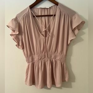 ASTR The Label  Gathered Elastic Waist V Neck Blouse Size S